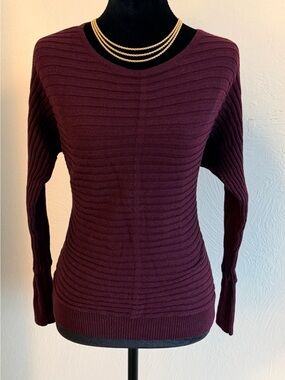 Soho Ribbed Crewneck Sweater - Wine
